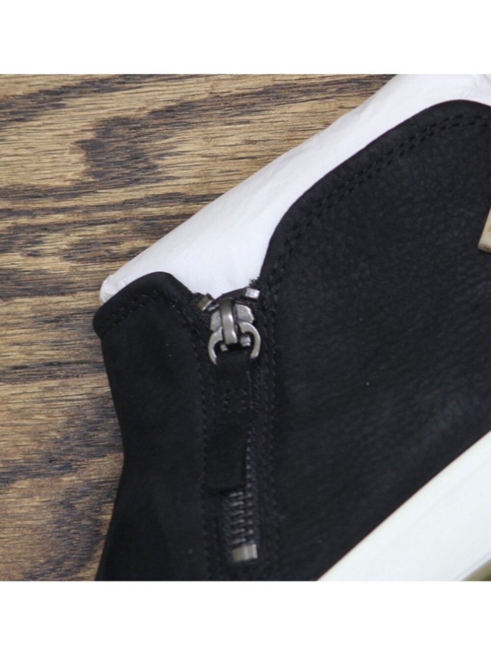 NWT Ecco 7 Side-Zip Low Bootie Sneaker 430243 Black Nubuck US 6M-6.5M (EUR 37) - Picture 11 of 13